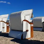 Warnemünde Studio Linser 14481